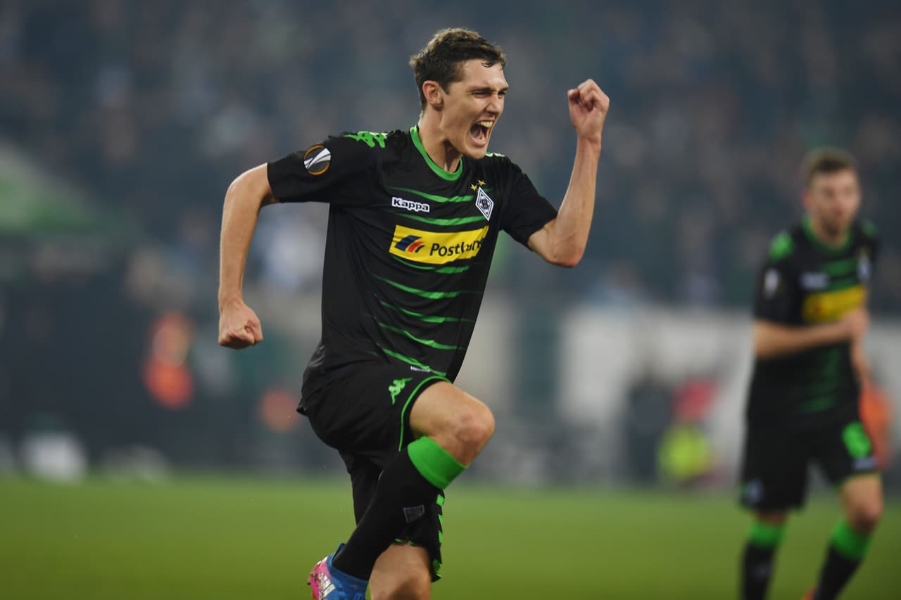 Andreas Christensen, defensor danés de 20 años que ha pasado dos temporadas cedido en el Borussia M'gladbach, regresará al Chelsea a petición de Antonio Conte.