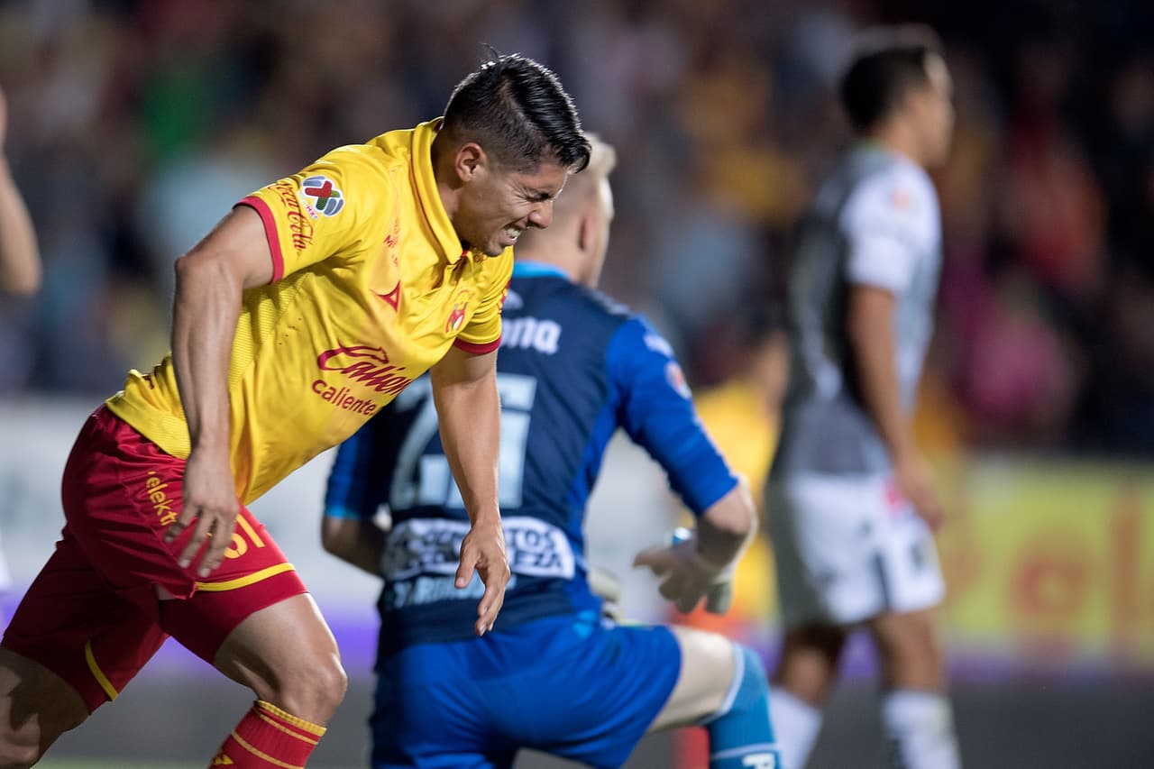 Al 81, Gastón Lezcano recorto distancias empujando el balón tras un choque con el portero rival.