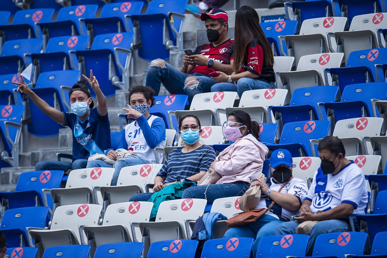 El Cuauhtémoc vio al público con el 'alma en un hilo'.