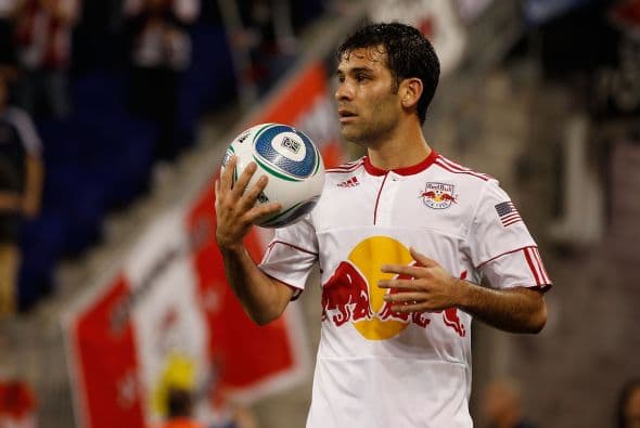 En 1999 el Mónaco de Francia se hizo del entonces juvenil zaguero del Atlas, Rafael Máquez por seis millones.