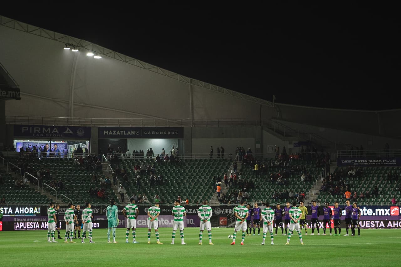 Con un gol tardío de cabeza autoría de Harold Preciado, Santos Laguna doblegó a Mazatlán en el inicio de la Jornada 3 del Clausura 2023. Santos abrió el marcador al 36’ vía Juan Brunetta, pero Ariel Nahuelpán empataría en el segundo tiempo. Sin embargo, Harold Preciado marcó el tanto definitivo a 10 minutos del final.
