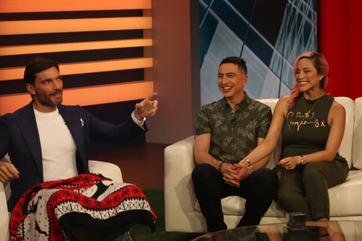 Los participantes de la Carrera de la Copa Oro se disfrutaron el paso de nuestro reality por la segunda ciudad más grande del Estado de Ohio. Pasaron por Rock and Roll Hall of Fame y luego por los estudios de Univision.