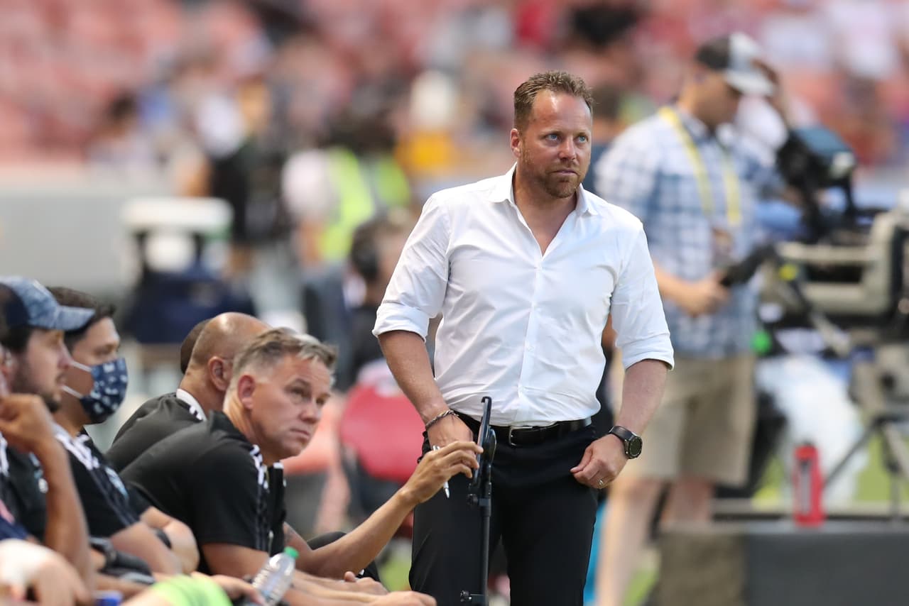 Pero el entrenador Marc Dos Santos sacó rendimiento y una buena actuación del club canadiense, que terminó por imponerse 2-1.
<br>