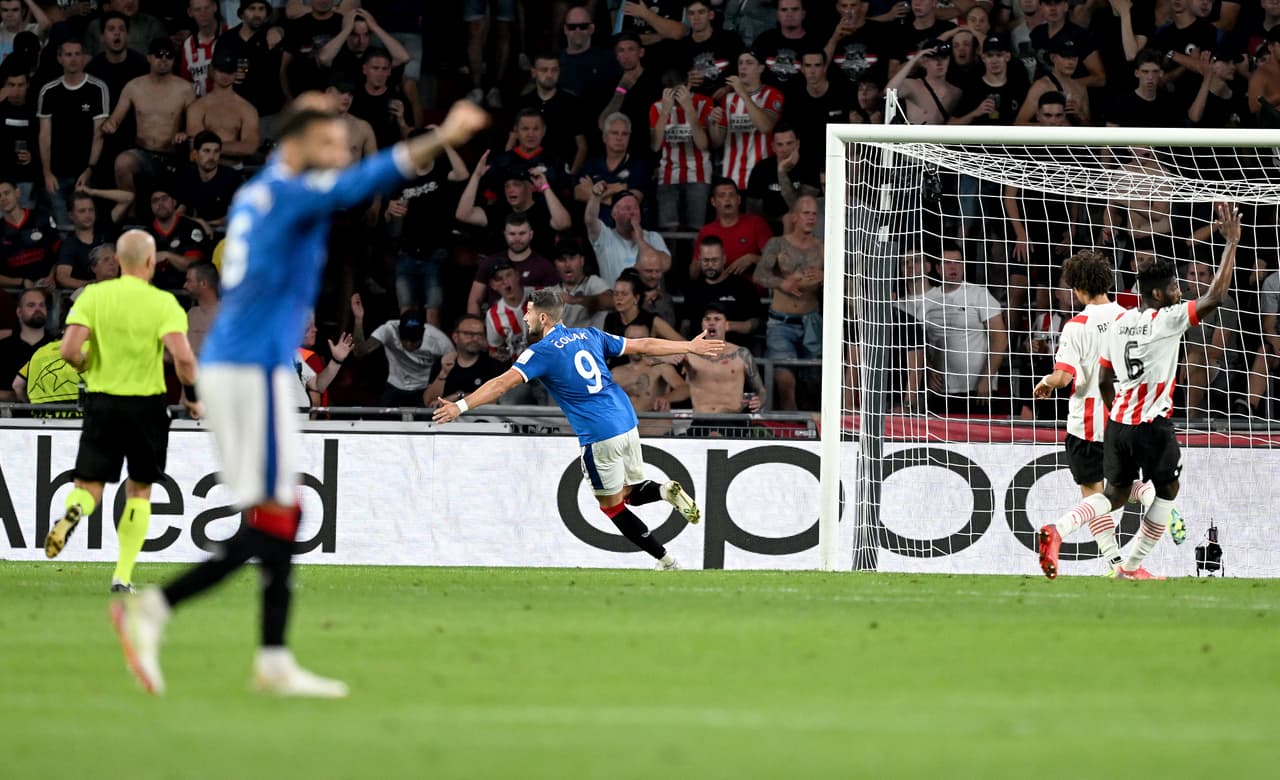 Rangers se impuso con un gol de Antonio Colak, quien aprovechó un error de la defensa del PSV Eindhoven.
