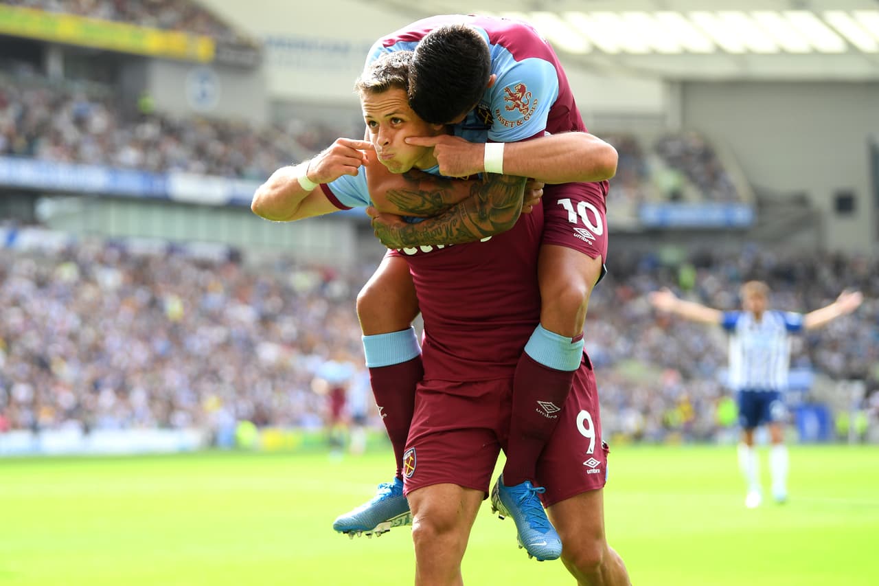 Chicharito anota y West Ham empata ante el Brighton.