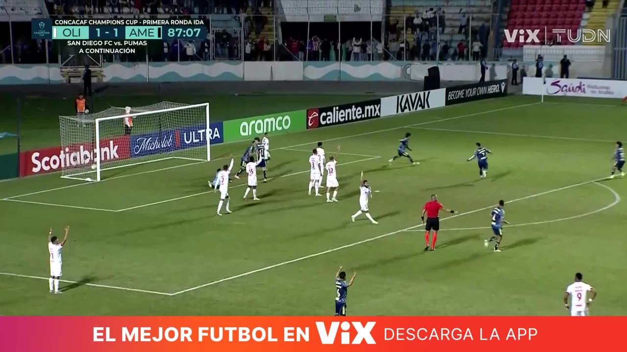 ¡Ramoooon Juárez! Aprovecha el rebote y pone el segundo tanto del América