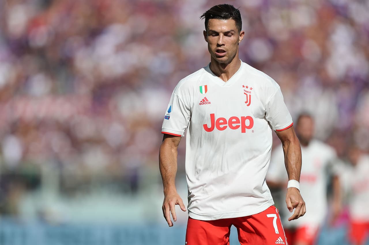 ‘CR7’ lloró al ver imágenes inéditas de su difunto padre