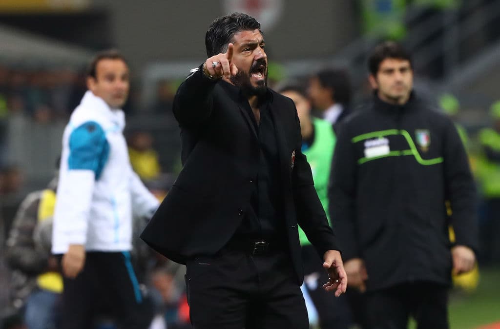 El técnico del Milan Gennaro Gattuso y su instrucción de mantener el orden táctico en los minutos finales.