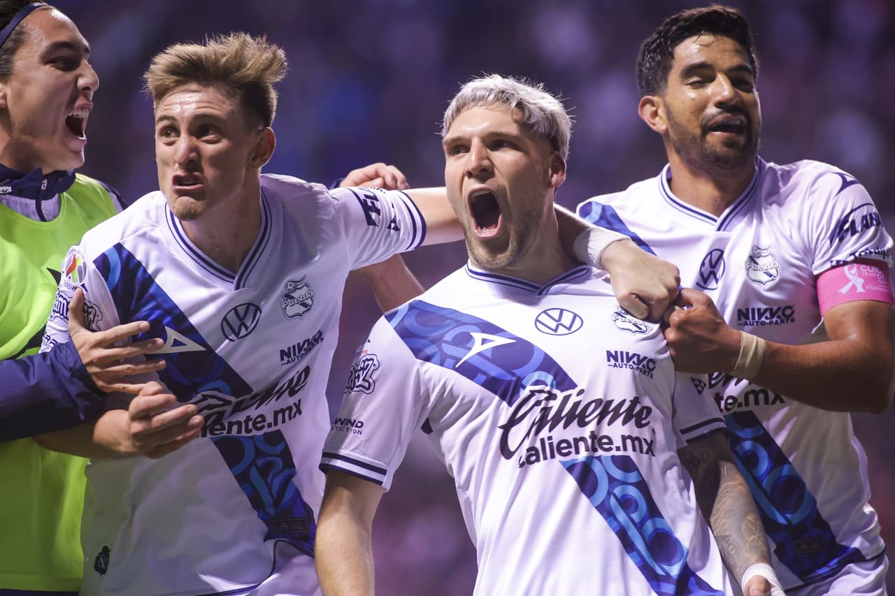 ¡Con golazo, Puebla pone freno de mano a Chivas!