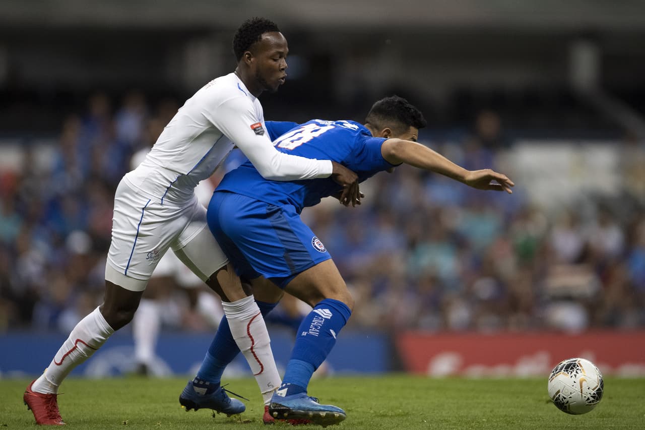 Portmore United mostró más entusiasmo que orden en el terreno de juego.