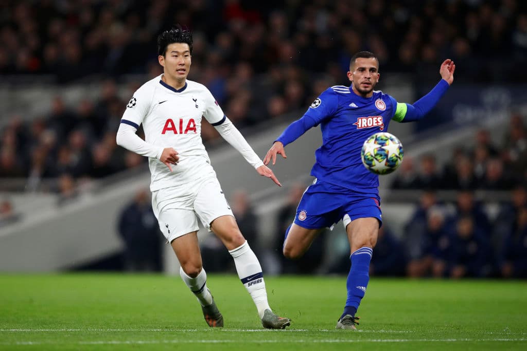 El Tottenham vino de atrás para remontarle dos goles al Olympiacos en el regreso de José Mourinho a la Champions League.