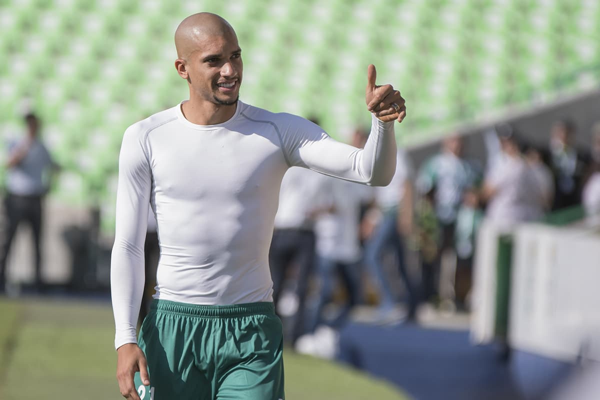 El brasileño Matheus Dória tiene 23 años, juega como defensa central y llega al Santos Laguna en préstamo por parte del Olympique de Marsella.