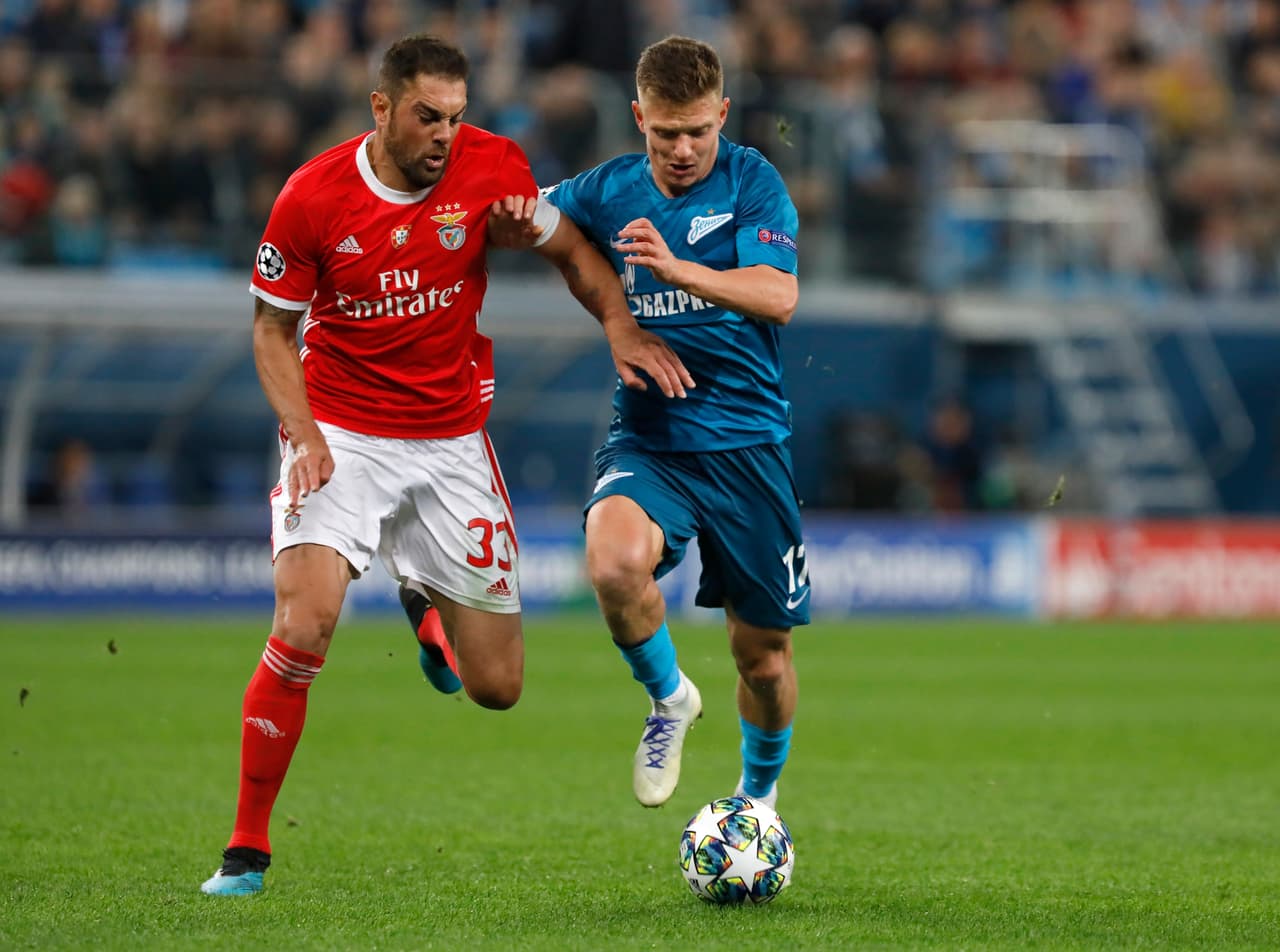 Por parte del cuadro local anotaron Artem Dzyuba, Sardar Azmoun mas un autogol de Rúben Dias, por parte del benfica anotó Raúl de Tomás.