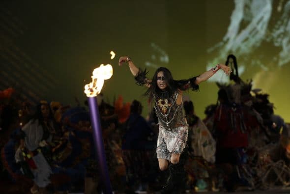 Los XVII Juegos Panamericanos quedaron inaugurados con una espectacular ceremonia y el desfila de las 41 naciones que participaran en Toronto, Canadá.