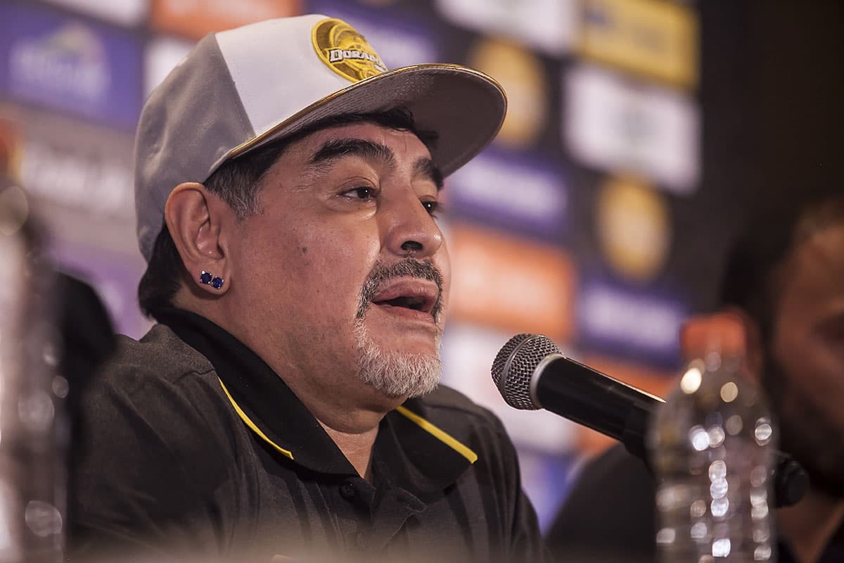 "Messi se va a jugar a la Play Station antes de hablar".