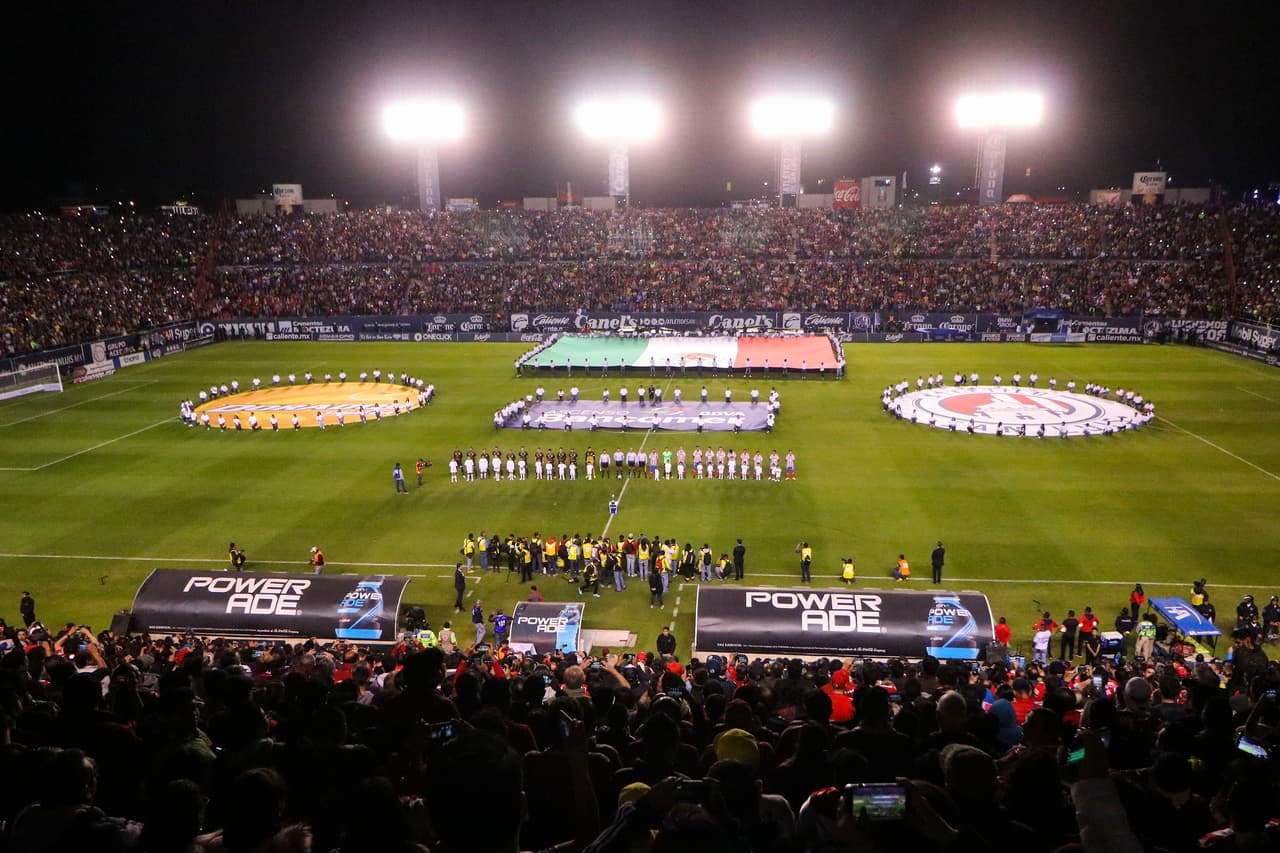 Pletórico el Estadio Alfonso Lastras en San Luis Potosí para recibir el juego de Vuelta la Final del Ascenso MX entre el Atlético San Luis y los Dorados de Sinaloa.
