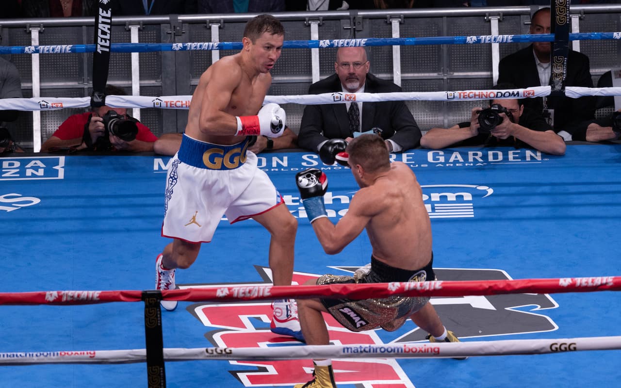 Gennady Golovkin se llevó la decisión unánime ante Sergiy Derevyanchenko para coronarse campeón mundial de la FIB en el Madison Square Garden.
