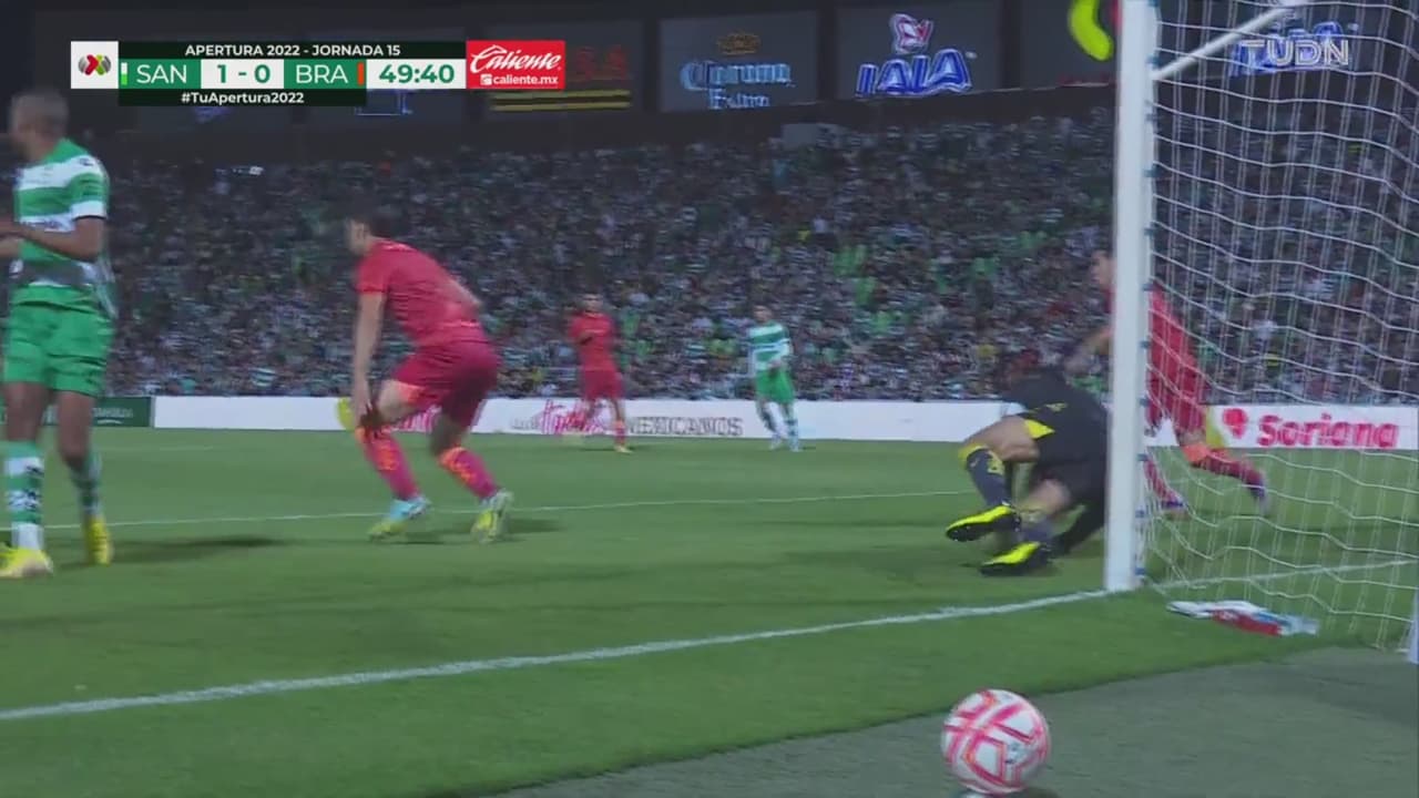 ¡Responde Talavera! Alfredo tapa el centro que se colaba