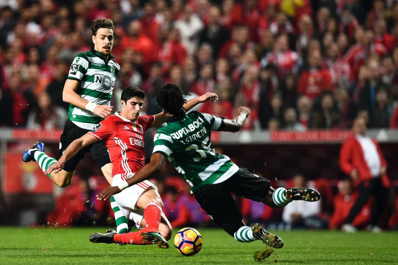 9. Liga NOS (231 fichajes) - Gasto: 109 millones € / Ingreso: 276,2 millones € - La venta más alta fue la de Gonçalo Guedes (30 millones €) del Benfica al Paris Saint-Germain.