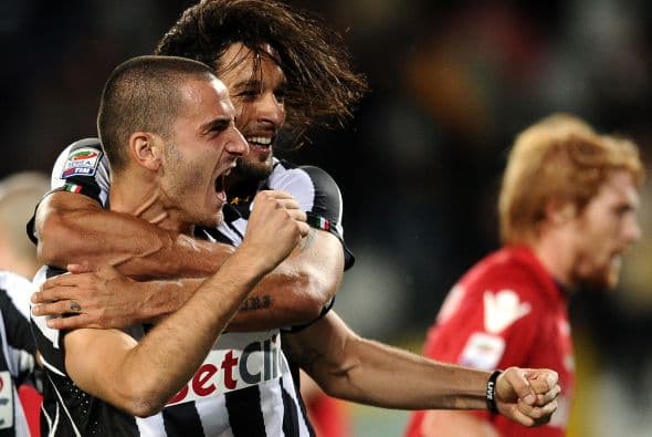 Bonucci le dio forma a la goleada de la 'Juve' con otro tanto en la segunda parte.