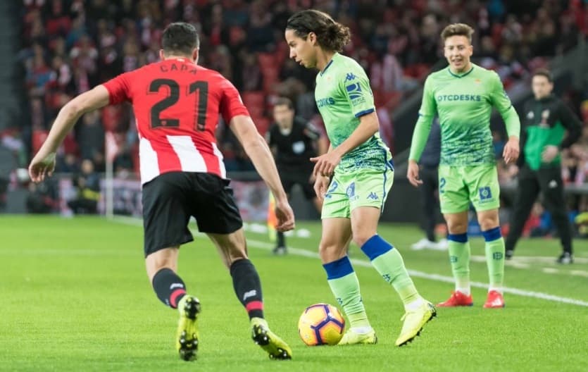 “Valiente”, “descarado” y con “personalidad”, la prensa española reacciona a la titularidad de Lainez