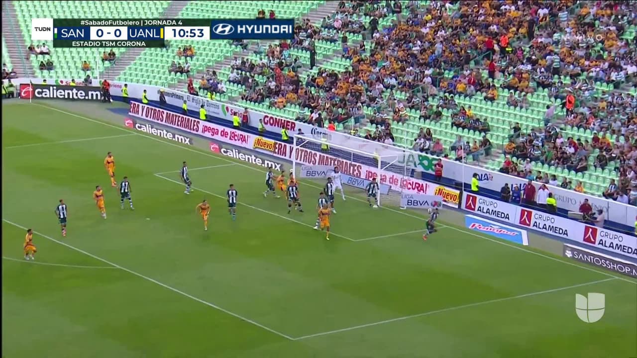 ¡TIRO ATAJADO! disparo por Guido Pizarro.