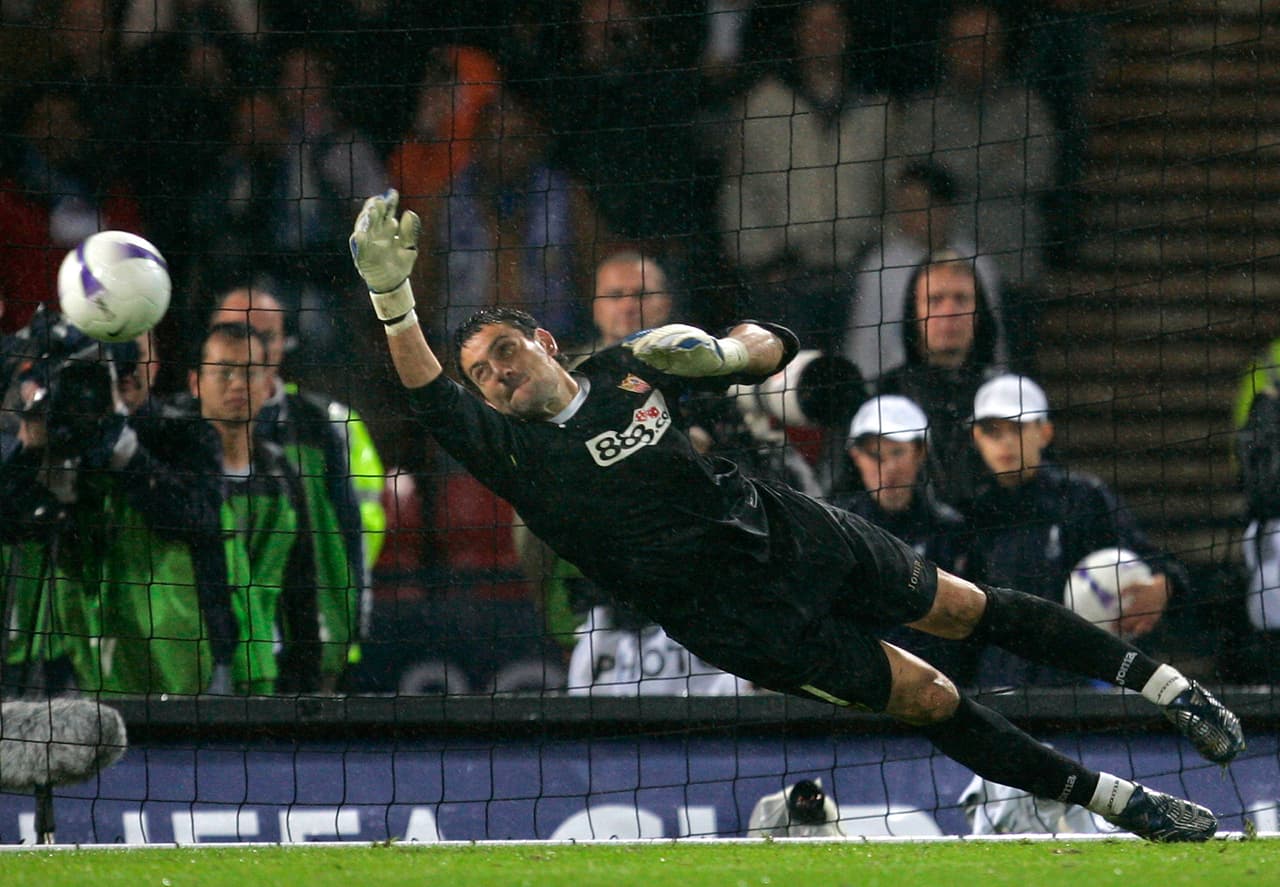 Andrés Palop tuvo una destacada actuación durante el torneo. En la final atajó tres penales de la tanda que les dio el campeonato.