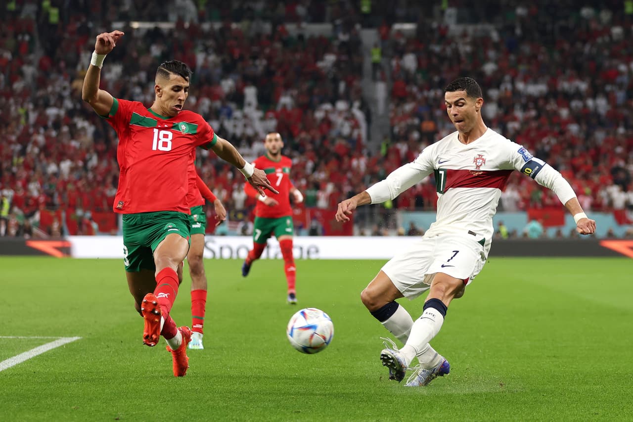 Marruecos derrotó 1-0 a Portugal con gol de Youssef En-Nesyri en el Estadio Al Thumama para convertirse en la primera selección africana en Semifinales en una Copa del Mundo.