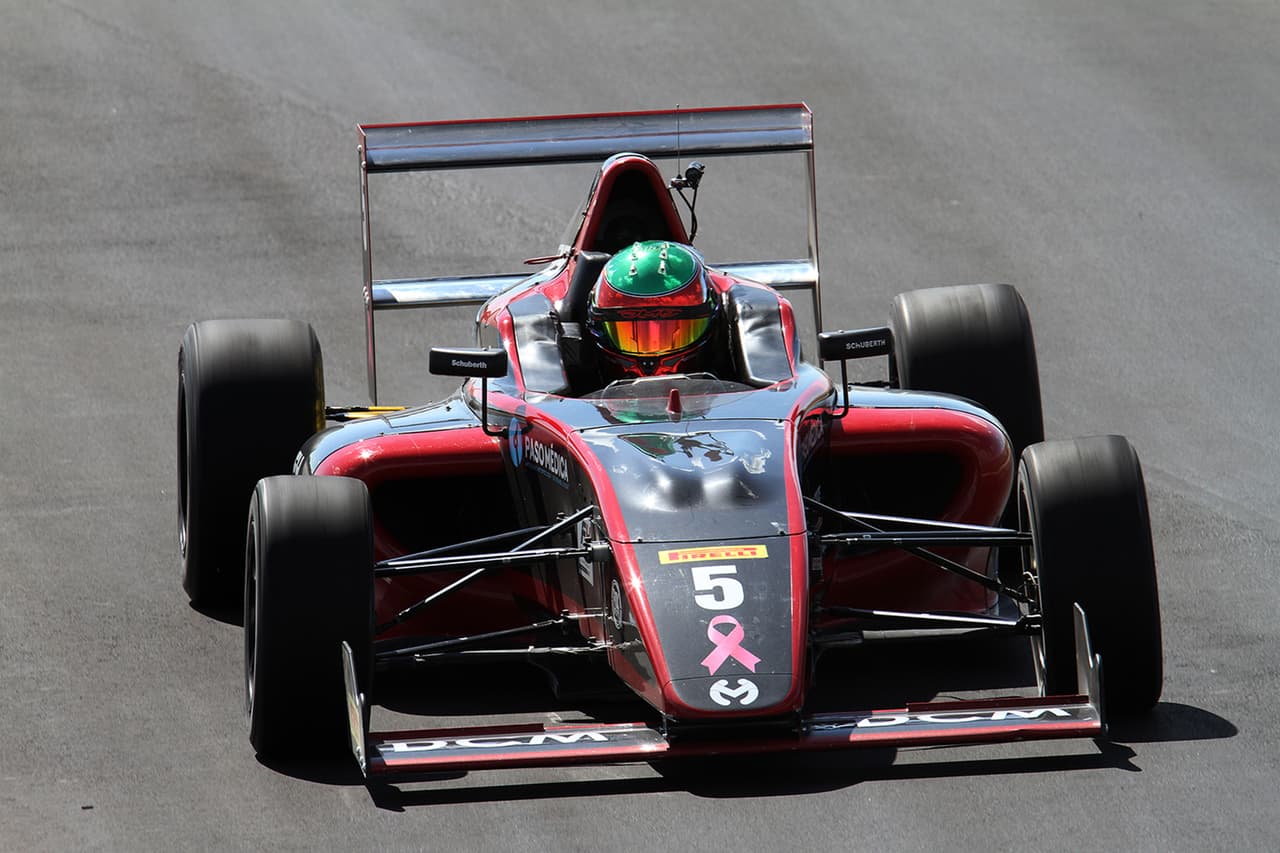 En un campeonato que también cuenta con monoplazas, la Fórmula 3 de Inglaterra es una de las más destacadas del mundo y suele ser un punto previo para llegar a la Fórmula 1.