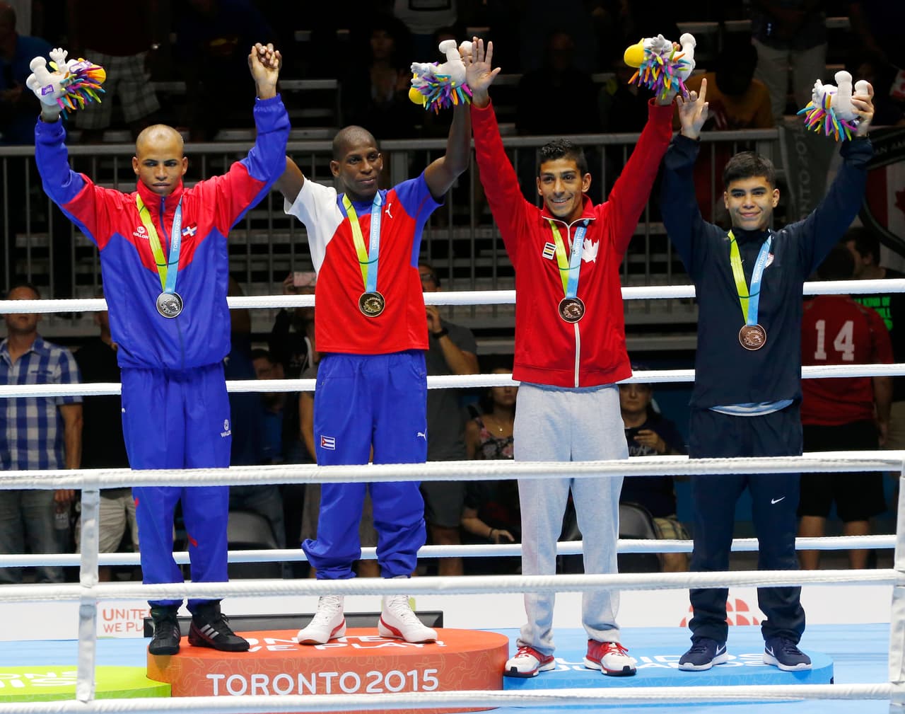 Andy Cruz fue oro en peso gallo, la plata fue para el dominicano Héctor García y el bronce para el canadiense Kenny Lally y el estadounidense Francisco Martínez.