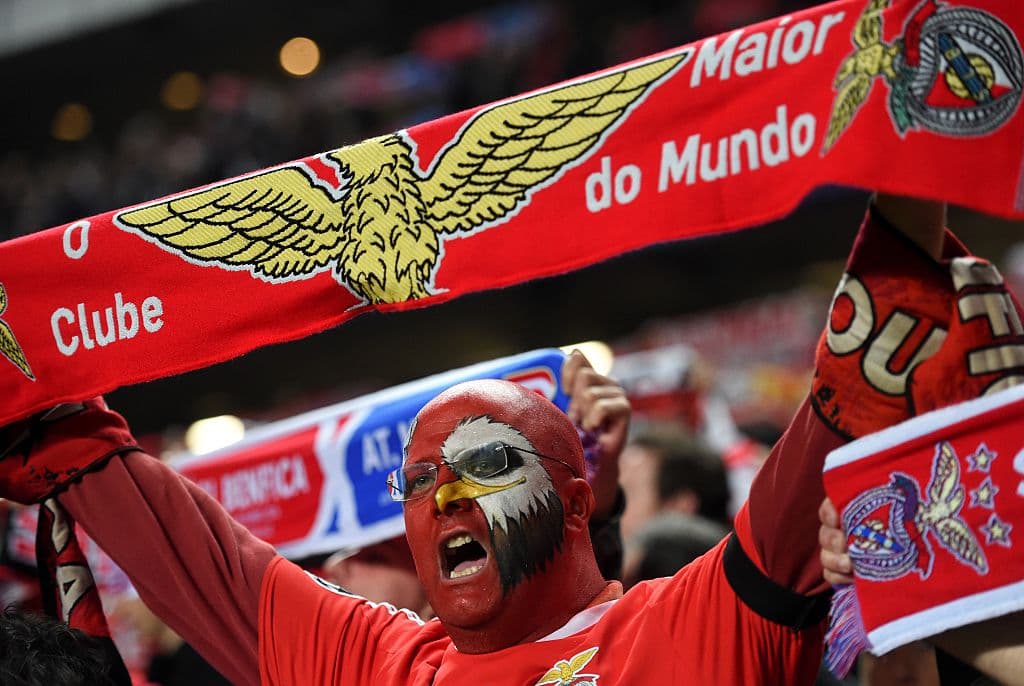El Benfica viajo a Múnich con 5,000 aficionados, en Lisboa contaran con más de 60,000 para animarlos a conseguir la victoria contra el gigante alemán.