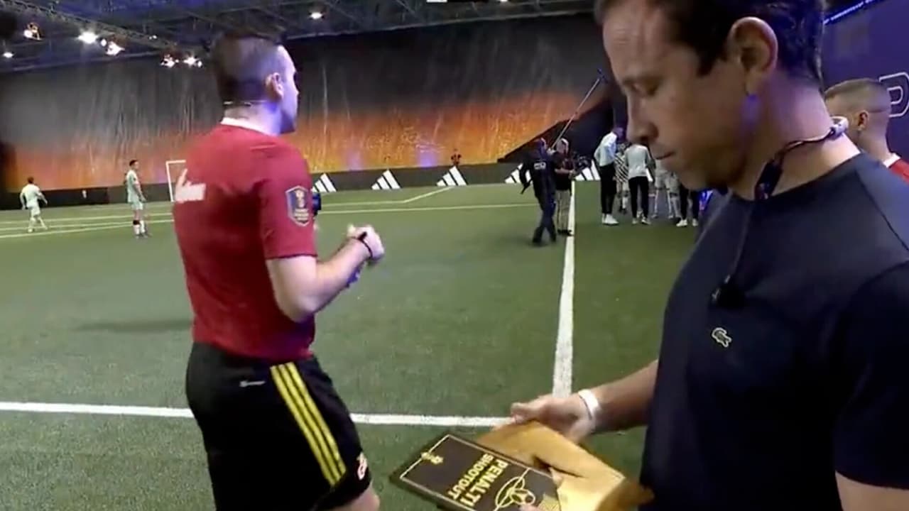 ¡Le dan con todo! Fans arremeten contra Torrado por derrota en la Kings League 