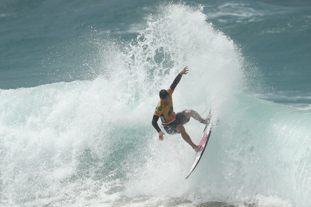 El surf vive una competencia con sus grandes figuras en el Quiksilver Pro and Boost Mobile Pro Gold Coast en Australia, dando muestras de exigencia y espectáculo, cualidades que le dieron un lugar en los Olímpicos de Tokio 2020.