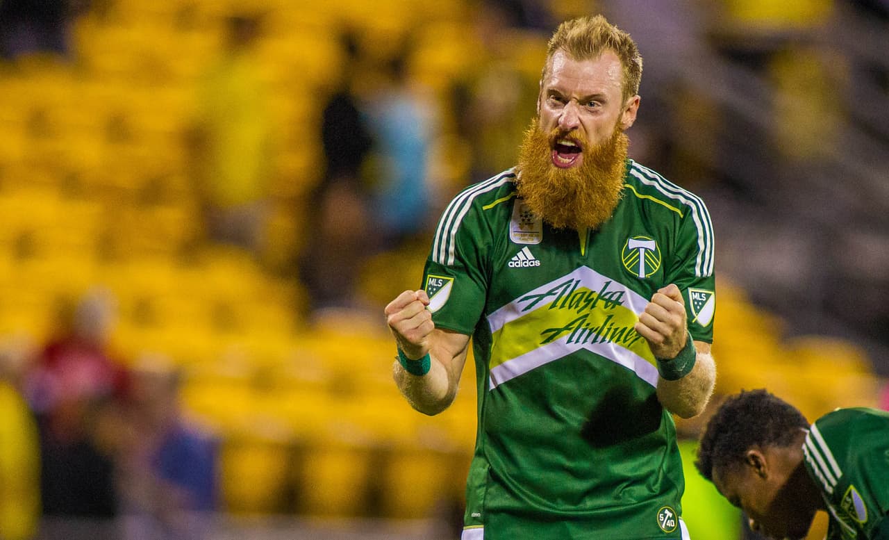 Todos los equipos necesitan un líder en la defensa, un tipo rudo que imponga respeto y quién mejor que Nat Borchers para esa posición.