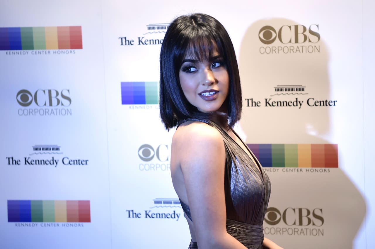 La talentosa y bellísima cantante californiana será parte de la gala de nuestros Premios Univision Deportes. Becky G pondrá muy alta la vara de la belleza en una gala que promete ser soñada.