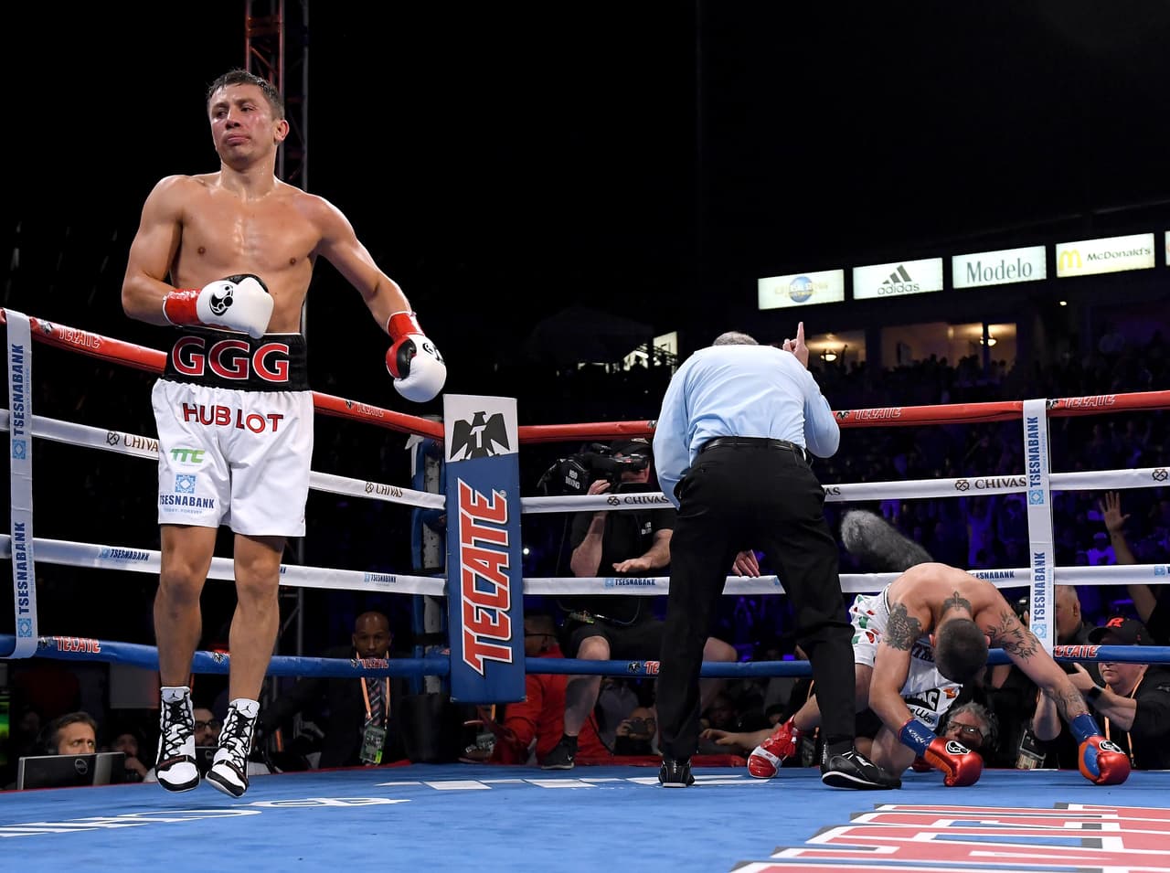 Golovkin festejó el Cinco de Mayo con nocaut en el segundo round