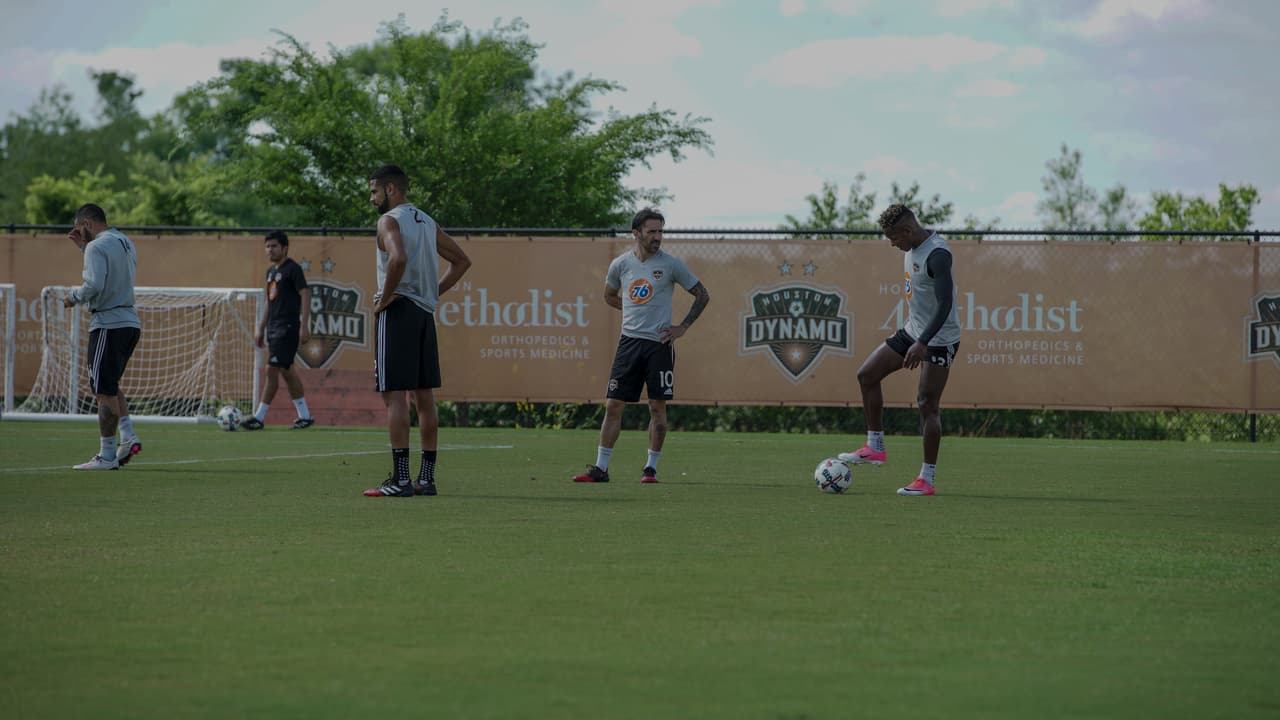 Quioto con lo que más le gusta, la pelota. Sin embargo, ha tenido que pasar muchas horas de entrenamiento lejos de ella, aprendiendo de táctica.