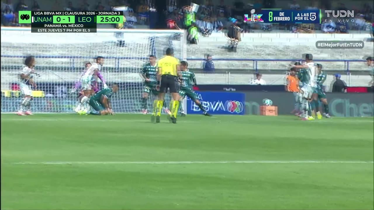 ¡No me ayudes compadre! Nathan tapó el tiro de Ruvalcaba