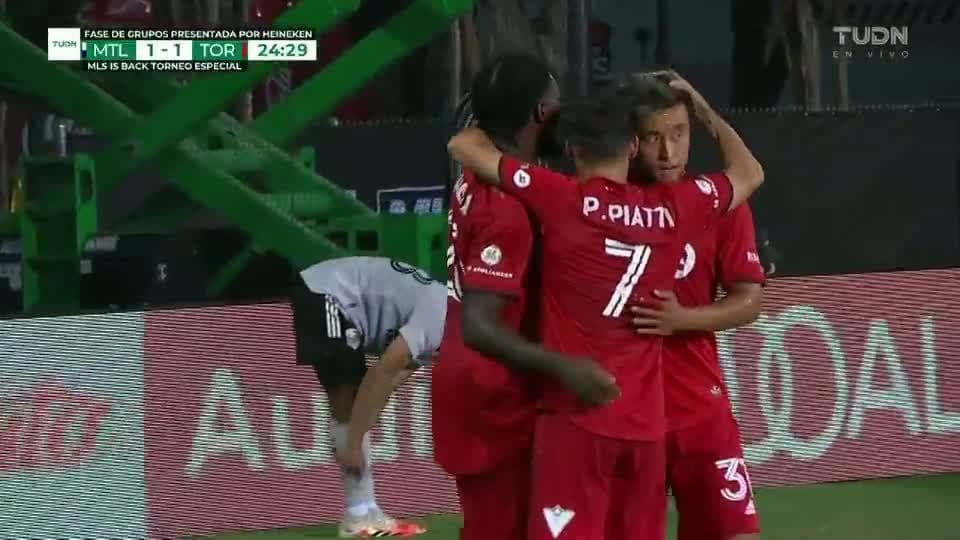¡GOOOL! Ayo Akinola anota para Toronto FC