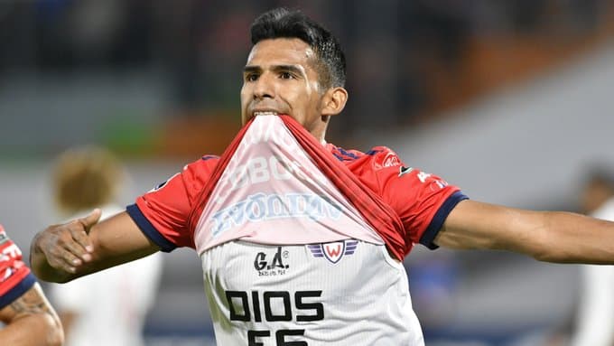 Jugador abandona partido en plena Final para casarse