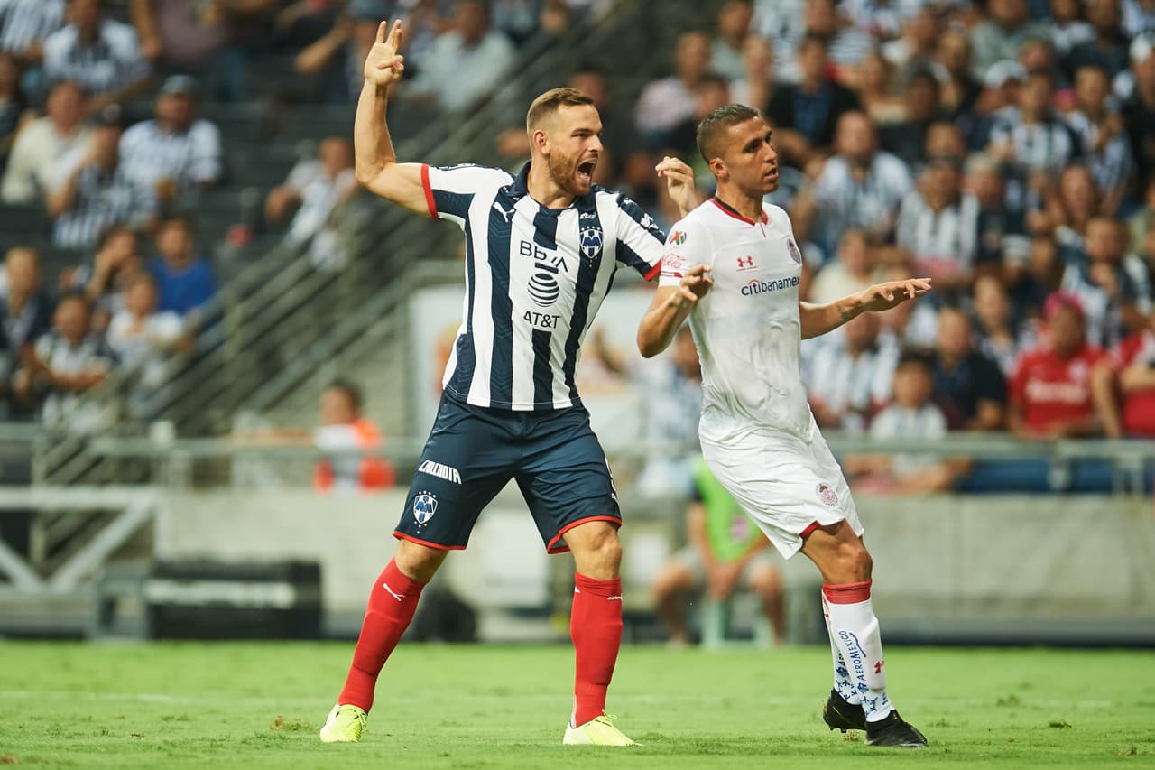 El holandés, Vincent Janssen debutó con Rayados.