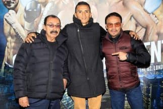 El mexicano Juan Manuel Márquez respalda a Daniel Estrada, quien enfrentará el próximo 31 a Kevin Mitchell en el Millenium Dome (Foto: Twitter).