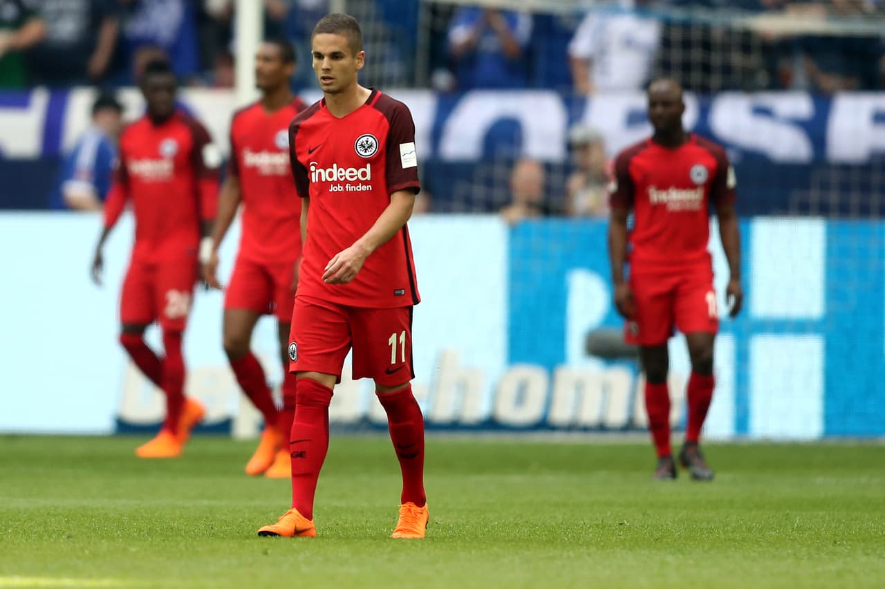 Con solo un triunfo en los últimos cinco juegos de la Liga, el Eintracht cerraba el campeonato de la peor manera en su lucha por la Europa League.