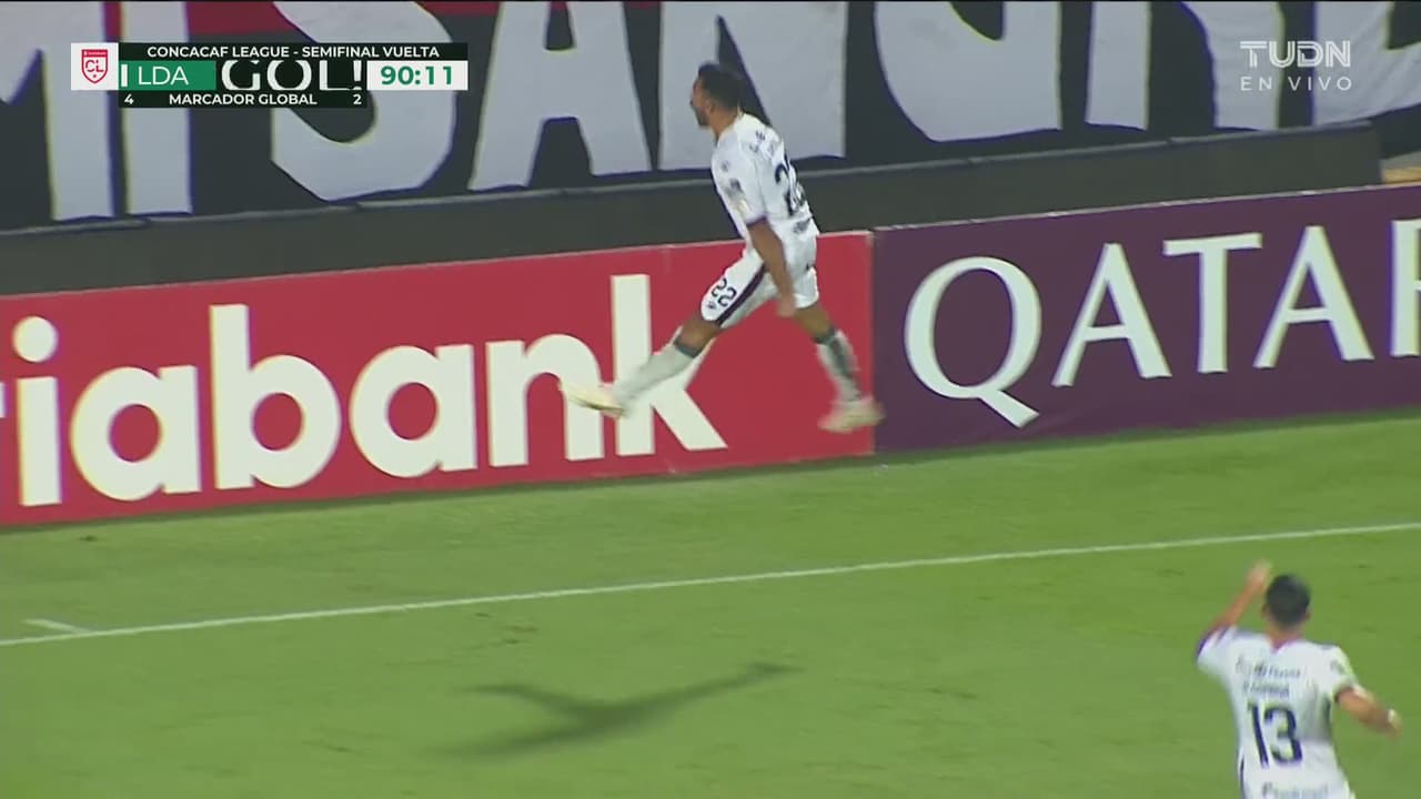 ¡Sellan el pase a la final! Giancarlo marca el 2-2 con cabezazo