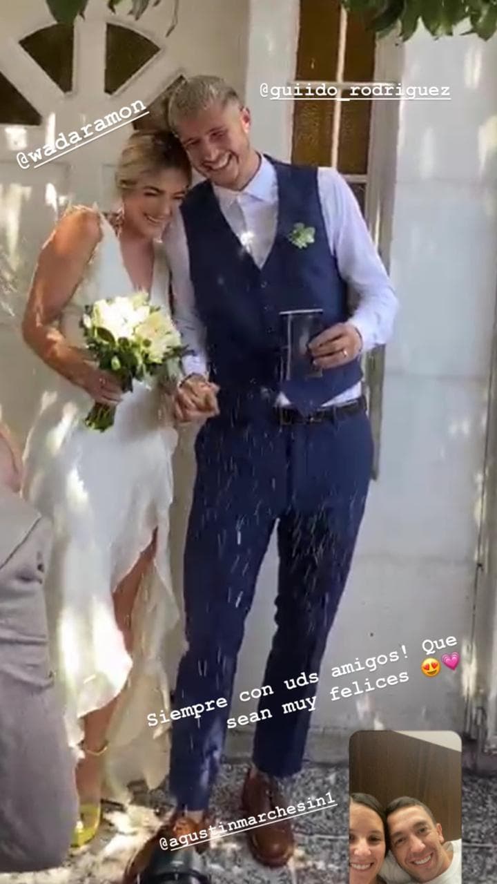 El futbolista argentino de las águilas del América se casó este viernes en Argentina con la guapísima Guadalupe Ramón.