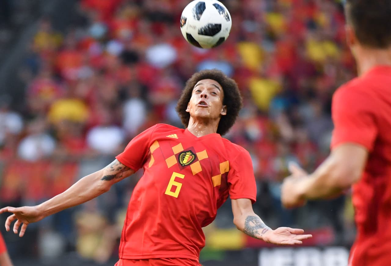 Los "Diablos rojos" de Roberto Martínez se plantaron en el amistoso con un once tipo, en un 3-4-3 y casi idéntico al del insulso empate sin goles frente a Portugal del pasado sábado.