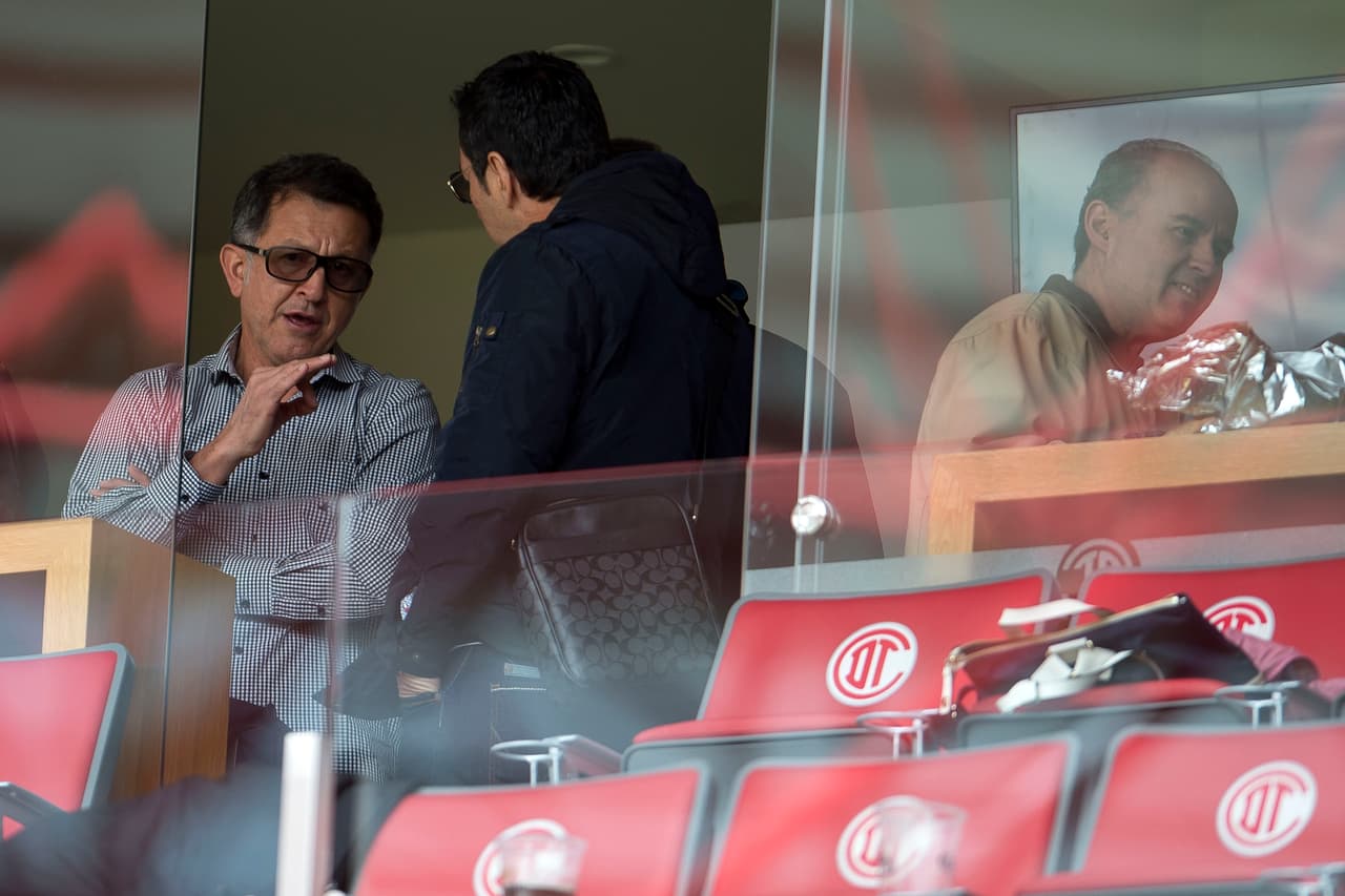 Action photo during the match between Toluca vs Cruz Azul corresponding to the 4 week of the Liga Bancomer BBVA Closing Tournament 2018 at Nemesio Diez Stadium, at Toluca, Mexico. Foto de accion durante el partido Toluca vs Cruz Azul correspondiente a la jornada 4 de la Liga Bancomer MX Torneo Clausura 2018, en el Estadio Nemesio Diez. En la foto: Juan Carlos Osorio 28/01/2018/MEXSPORT/Osvaldo Aguilar