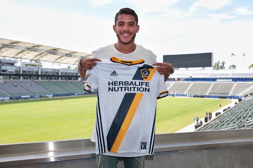 La ventana de transferencias de verano cerró en la MLS, y dejó algunas novedades relevantes, como la llegada de Jonathan dos Santos a LA Galaxy. (Facebook | LA Galaxy)