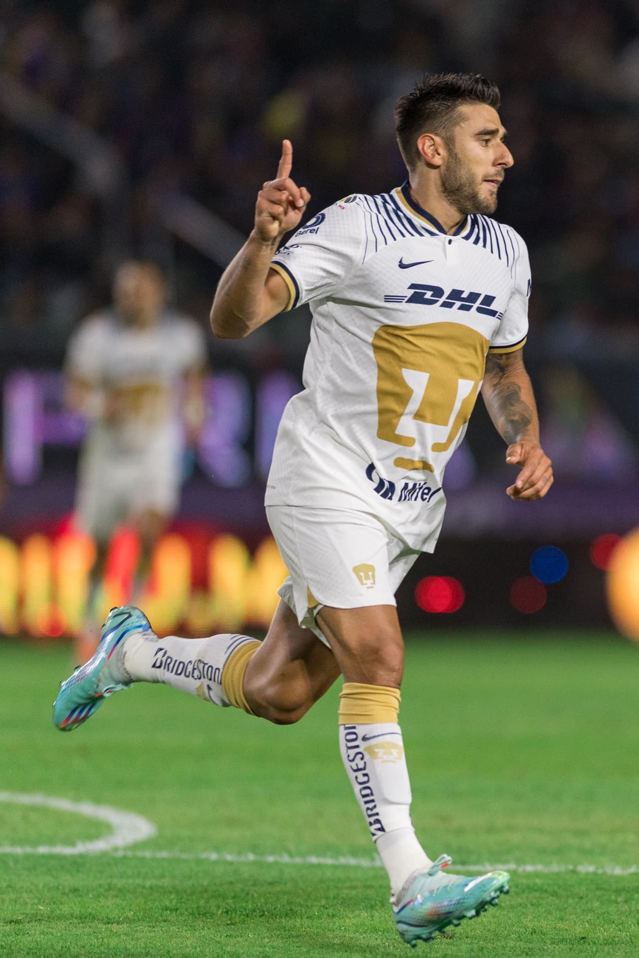 Pumas retomó el camino de la victoria en la Jornada 9 del Clausura 2023 tras venir de atrás ante Mazatlán FC con goles de Eduardo Salvio y Juan Dinenno. Los Cañoneros abrieron el marcador vía Nicolás Benedetti, pero dejaron ir la ventaja para el segundo tiempo. Pumas rompió una racha de seis jornadas sin poder ganar en la Liga MX.