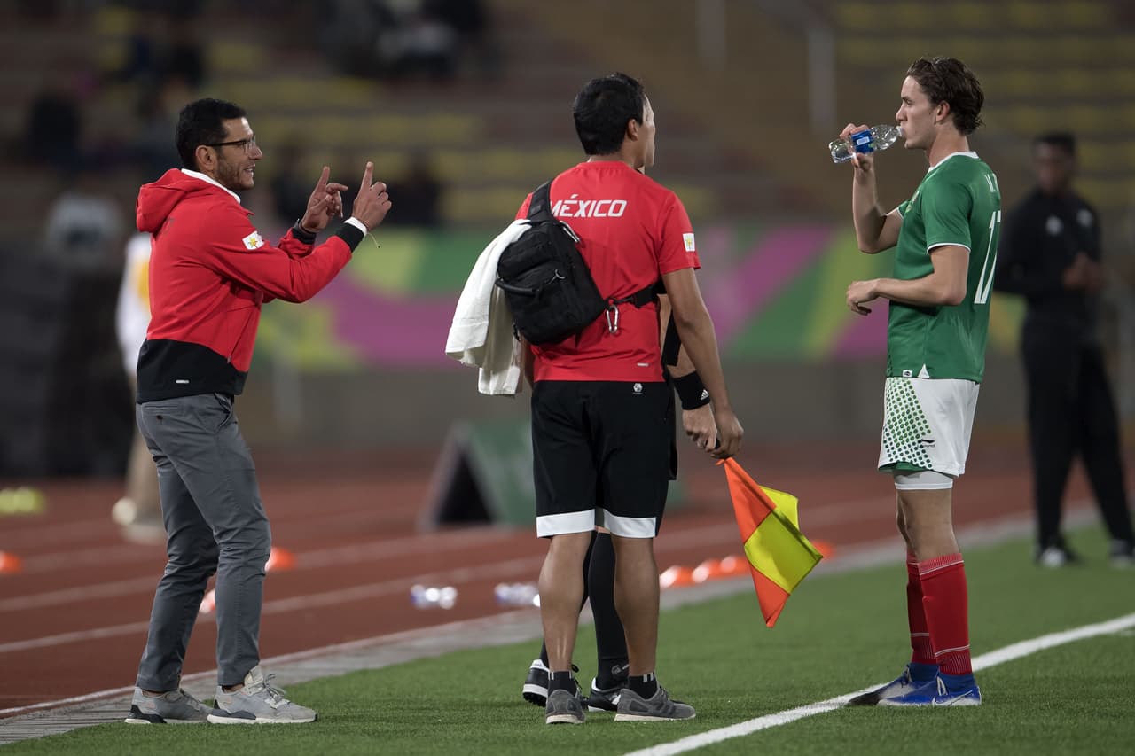 Jaime Lozano dio indicaciones para mantener la ventaja del Tricolor
